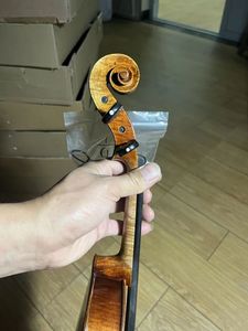 Violon d'étude de haute qualité de style antique avec des pièces en ébène flammé et un étui en mousse offert (SMV-11-01-07) - Product Image 5