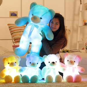 Ours en peluche lumineux style cravate avec lumière LED intégrée et fonction de scintillement, petit cadeau de festival - Product Image 4