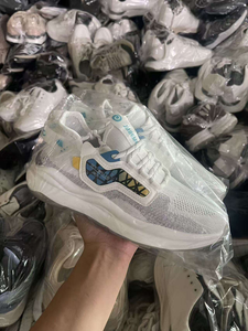 Venta al por mayor <span class=keywords><strong>de</strong></span> fábrica: Zapatillas <span class=keywords><strong>de</strong></span> moda <span class=keywords><strong>para</strong></span> <span class=keywords><strong>mujer</strong></span>, pacas <span class=keywords><strong>de</strong></span> zapatos mixtos, stock <span class=keywords><strong>de</strong></span> zapatos usados <span class=keywords><strong>para</strong></span> <span class=keywords><strong>mujer</strong></span> - Product Image 4