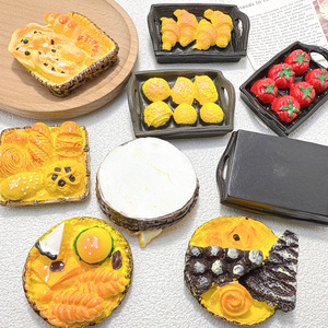 Accessori in Resina per Fai-da-Te: Giocattoli Alimentari Simulati di Grandi <span class=keywords><strong>Dimensioni</strong></span>, Pane e Verdure per Negozi di Convenienza - Product Image 2