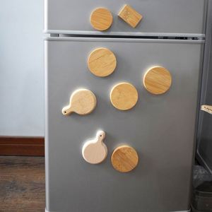 Imán de Refrigerador Redondo de Bambú Personalizado con Logotipo, Decoración de Madera para Cocina - Product Image 5