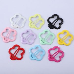 Jolie pince à cheveux en forme de fleur à cinq pétales colorée pour enfants, pince BB en résine plastique pour bébé, accessoire de coiffure à usage quotidien - Product Image 3