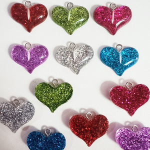 Colgantes de resina con forma de corazón brillante para la creación de joyas DIY: pendientes, collares, pulseras, accesorios para llaveros hechos a mano - Product Image 3