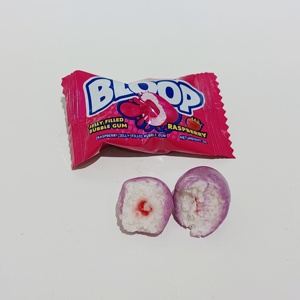 定制徽标包装覆盆子果冻夹心泡泡糖脆皮三明治口香糖糖果 - Product Image 3