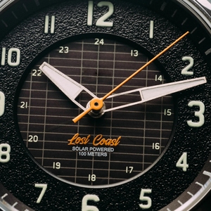 STR-F04Q Montre pour jeunes, style décontracté, mouvement solaire, acier inoxydable, montre lumineuse - Product Image 2