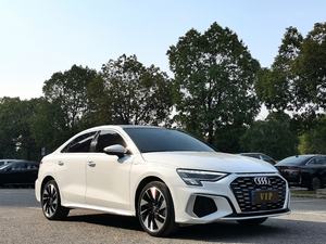 Audi A3L Limusina 35 TFSI Fashion <span class=keywords><strong>Sport</strong></span> <span class=keywords><strong>2022</strong></span>, Sedán de Gasolina 1.4T - Product Image 2