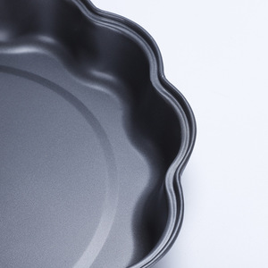 Round Cake Mold Carbon Steel Lace Edged Baking Pan Oven Safe For Home DIY Cake Making - Product Image 3