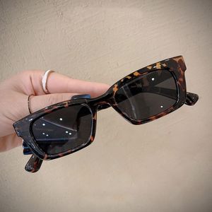 2024 Hot Retro <b>Small</b> Square Frame Full Rim Unisex Classic Sunglasses European Style Korean Version Luxury <b>White</b> UV400 Protection - Product Image 2