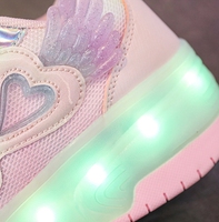 Chaussures à roulettes lumineuses LED pour enfants, fabriquées directement par les fabricants, pour filles, avec design changeant de forme, ultralégères et durables