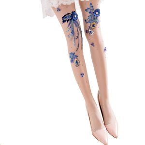 Leggings de terciopelo azul cereza con bordado floral dulce, 50D, opacos, antidesgarro, de tiro medio, suaves y elásticos para <span class=keywords><strong>mujer</strong></span> - Product Image 5