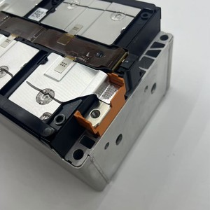 Módulo de Batería de Iones de Litio Ternaria Ningde Era de 14.8V 114Ah para Vehículos Eléctricos, Reemplazo para <span class=keywords><strong>Leaf</strong></span> de <span class=keywords><strong>62kWh</strong></span>, 3000 Ciclos, Carga Máxima de 32 - Product Image 3
