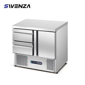 Table <span class=keywords><strong>de</strong></span> bar à salade en acier inoxydable Swenza pour la préparation <span class=keywords><strong>de</strong></span> sandwichs et <span class=keywords><strong>de</strong></span> pizzas - Product Image 1