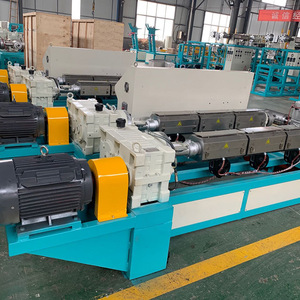 Machine de <span class=keywords><strong>fabrication</strong></span> de tuyaux d'irrigation <span class=keywords><strong>goutte</strong></span> <span class=keywords><strong>à</strong></span> <span class=keywords><strong>goutte</strong></span> <span class=keywords><strong>à</strong></span> lame unique en labyrinthe pour serre et jardinage, pour l'<span class=keywords><strong>arrosage</strong></span> des plantes et l'irrigation agricole - Product Image 3