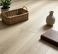 Plancher stratifié AC4 de qualité E0 à faibles émissions |   Planches de sol HDF à texture bois naturel avec installation par système de clic