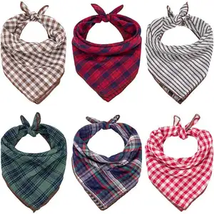 6PCS Regalo Di Compleanno Lavabile Verde Nero Marrone Blu Rosso Bandana Plaid Quadrato di Stampa Del Cane Bavaglino A Doppio Reversibile Cane Bandana plaid