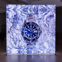 Mur d'affichage portable en aluminium 10x10 rétroéclairé SEG sans outil, avec boîte à lumière pop-up