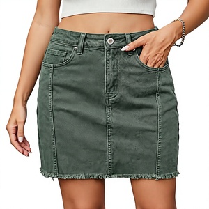 Jupe en jean sexy taille haute pour femme avec détails boutonnés, longueur mi-mollet, tissu élastique, idéale pour les tenues décontractées ou semi-formelles - Product Image 5