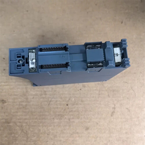 Módulo de Comunicación Serial 6ES7540 1AB01 0AA0 RS422/485 con Freeport 3964R y USS para Sistemas S7 1500 - Product Image 2