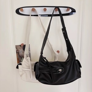 กระเป๋าสะพายไหล่ผู้หญิง สีดำและสีขาว กันน้ำ มีซิปปิด ใช้ได้ทุกวัน ฤดูใบไม้ร่วง 2025 - Product Image 1