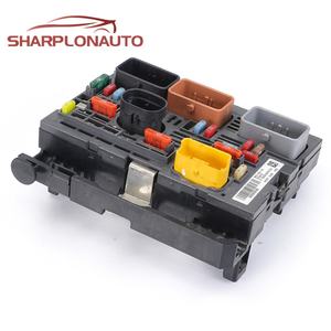 Boîte à fusibles pour pièces automobiles 9675879180 pour Peugeot, ensemble de boîte à fusibles - Product Image 3