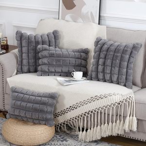 Housse de <span class=keywords><strong>coussin</strong></span> en fausse fourrure pelucheuse, housse de <span class=keywords><strong>coussin</strong></span> décorative douce pour canapé, chambre à coucher, <span class=keywords><strong>blanc</strong></span> crème - Product Image 6
