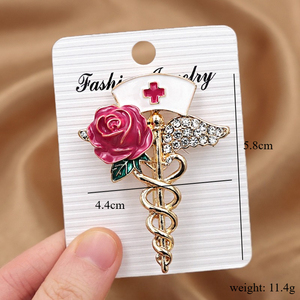 Broche de Esmalte com Tema Médico: Rosa e Caduceu, Ideal para Bonés de Enfermeira, Perfeito para Jalecos e Uniformes, Presente Ideal para o Dia do Enfermeiro(a) - Product Image 2