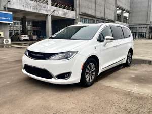 <span class=keywords><strong>Chrysler</strong></span> Grand Voyager PHEV 3.6L d'occasion (importé) - Product Image 2