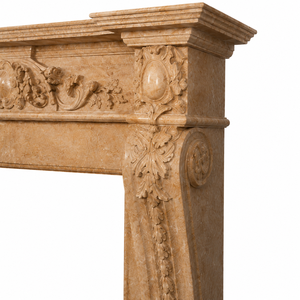 Cheminée traditionnelle en marbre avec sculptures ornées, en pierre beige crème classique, foyer intérieur à bois pour salle à manger - Product Image 5