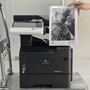 Photocopieurs reconditionnés, imprimantes noir et blanc pour Konica Minolta Bizhub 4752 - Product Image 1