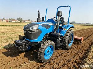 Tracteur agricole 4x4 Zhongnong Boding BD504 50 CV, moteur Tier 3, boîte de vitesses 12+12, équipement agricole durable pour terres sèches et humides - Product Image 3