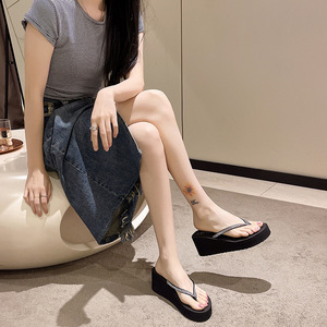 Sandales compensées à strass pour <span class=keywords><strong>femme</strong></span>, à semelle épaisse, antidérapantes et résistantes à l'usure, pour l'extérieur et la plage, idéales pour l'été - Product Image 4
