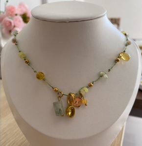 Collar Estilo Playa Verano 2026 con Piedra Natural Degradada Amarillo-Verde, Colgante Multielementos, Gargantilla Bohemia - Product Image 1