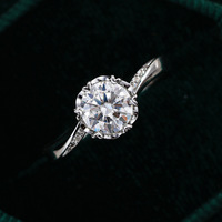 Vente en gros de 1 carat S925 argent sterling diamant Moissanite bague classique mariage fiançailles bijoux pour femmes