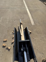 Pompe à engrenages pour processeur de bois et fendeuse de bûches, compatible avec les engins forestiers (chargeuses compactes, excavatrices, tracteurs) et télécommandée hydrauliquement