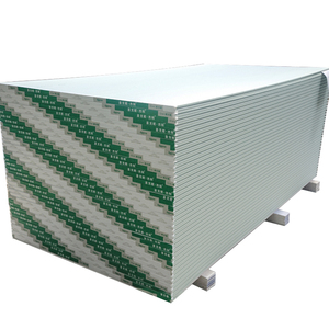 Plaques de plâtre de haute qualité 9,5/12 mm d'épaisseur, résistantes à l'eau, en carton de gypse pour la décoration intérieure - Product Image 1