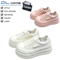 Baskets compensées personnalisées pour femmes en cuir pleine fleur triple couche, couleur unie minimaliste, logo personnalisé, OEM ODM, décontractées quotidiennes