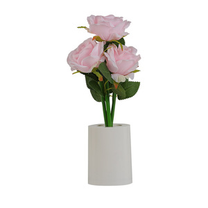 Lampe de table LED en forme de rose artificielle avec vase, rose en soie réaliste, lumière de <span class=keywords><strong>nuit</strong></span> blanc chaud pour chambre à coucher, mariage, décoration de <span class=keywords><strong>la</strong></span> maison, cadeau - Product Image 6