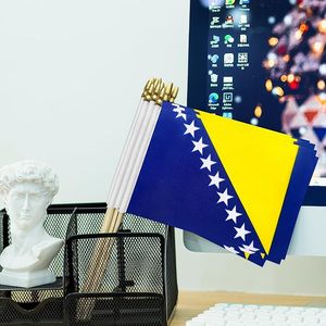 Banderas Pequeñas de <span class=keywords><strong>Bosnia</strong></span> y Herzegovina, Mini Banderas de Mano, Artículos de Decoración para Fiestas y Desfiles - Product Image 1