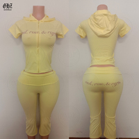 Ensemble 2 pièces pour femme : haut court à demi-zip et pantalon capri taille haute – Tenue de sport décontractée
