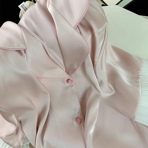 Set di <span class=keywords><strong>pigiami</strong></span> <span class=keywords><strong>in</strong></span> raso ricamato regolare di base su misura 2 pezzi <span class=keywords><strong>pigiami</strong></span> <span class=keywords><strong>in</strong></span> bianco di <span class=keywords><strong>seta</strong></span> <span class=keywords><strong>da</strong></span> <span class=keywords><strong>donna</strong></span> Set <span class=keywords><strong>pigiami</strong></span> <span class=keywords><strong>in</strong></span> raso - Product Image 3