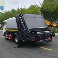 Camion à ordures HOWO 4x2 6 8 10m3 neuf, à haute capacité de compactage, chargement arrière, camion de collecte des déchets hydraulique, fourni par l'usine