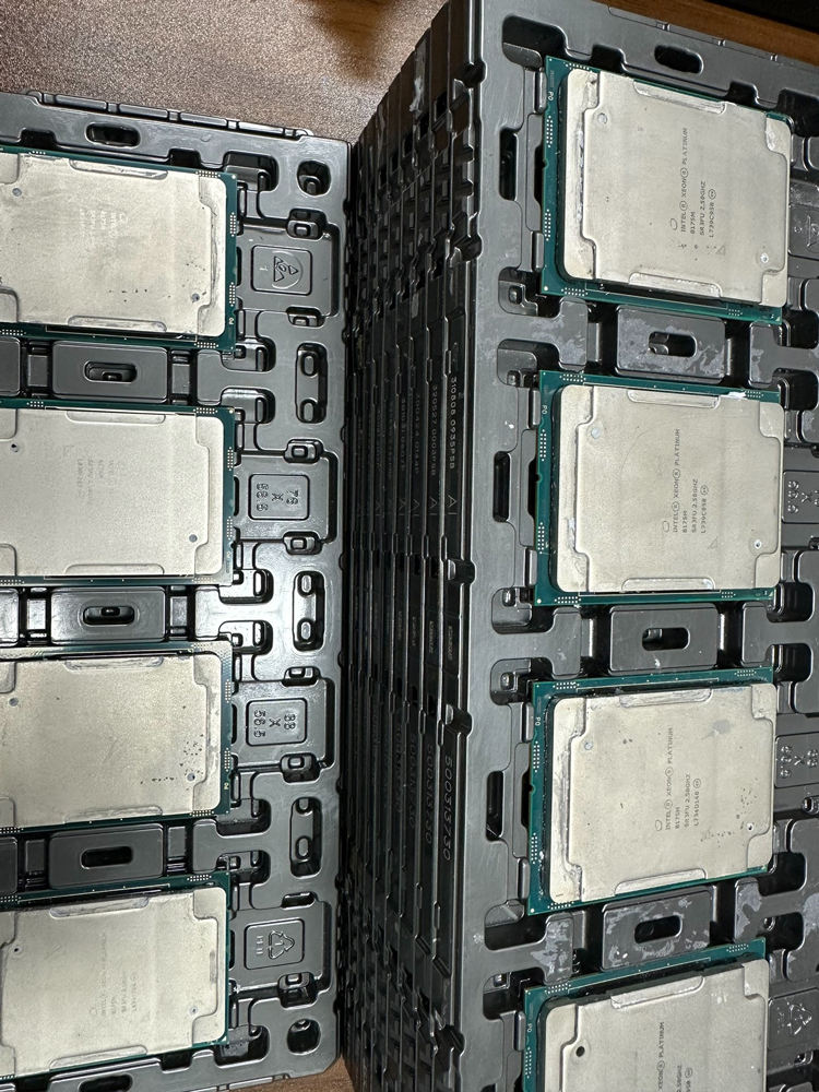 Intel Xeon Platinum 8175M Server Processor - 24 Cores, 48 Threads