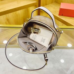 Bolso Ovalado de Mujer Estilo Francés, Retro y de Lujo Ligero - Bolso Bandolera Más Vendido, Moderno y a la Moda.658 - Product Image 2
