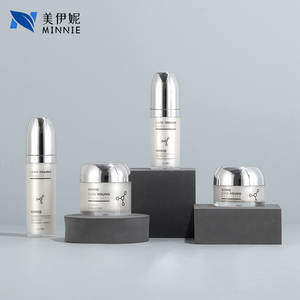 Set de Cuidado Facial Minnie Care Young 100ml 30g, Suero Antiedad, Loción, Crema, Envase en Botella - Product Image 2