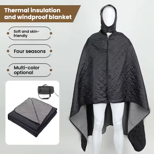 Alfombra de picnic impermeable de lana polar para aventuras al aire libre, camping, senderismo y salidas familiares. - Product Image 6