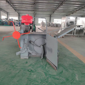 Retourneur de compost diesel compact autopropulsé pour la préparation du substrat dans les petites exploitations de culture de champignons - Product Image 3