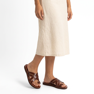 Sandales plates décontractées d'été pour femmes en cuir véritable marron faites à la main avec lanières croisées - Product Image 4