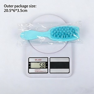 Cepillo de Baño para Perros con Mango de Silicona y Dientes Suaves, Peine de Masaje para el Cuidado y Limpieza del Pelo - Product Image 6