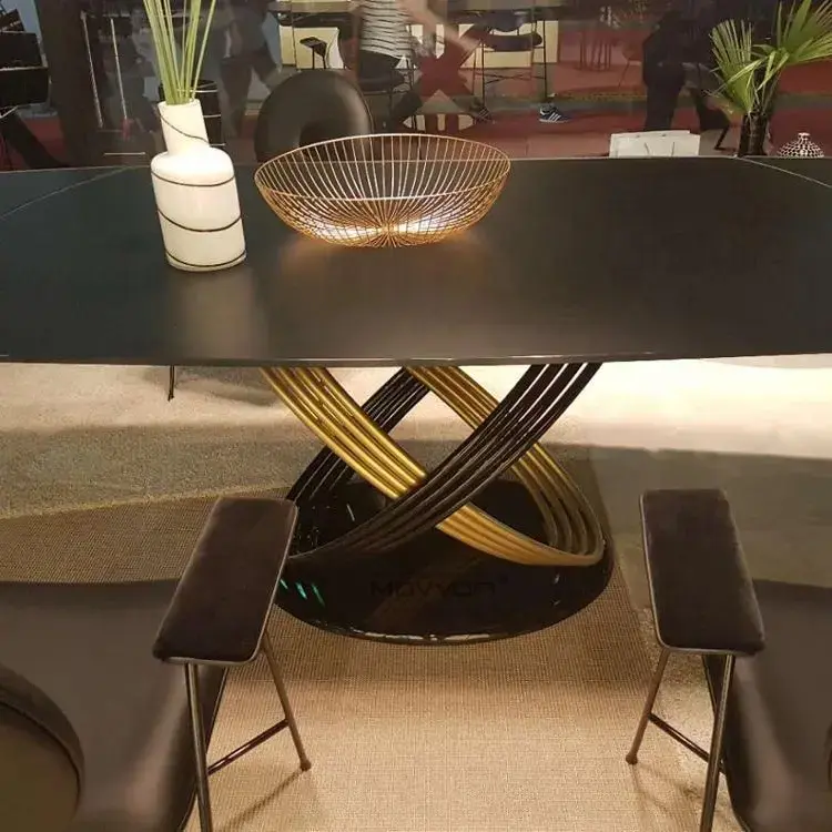 イタリア回転デザインセラミック強化ガラストップステンレス鋼オーバル拡張ダイニングテーブル現代のルーム家具