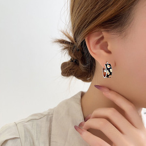 Yinruitai S925 Sterling <b>Silver</b> <b>Huggie</b> Earrings Flower Design Bezel Setting Everyday Wear - Product Image 1